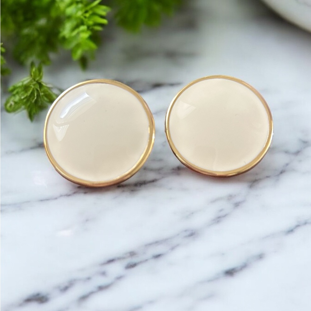 Vintage Napier round button gold tone and cream light weight clip-on earrings
